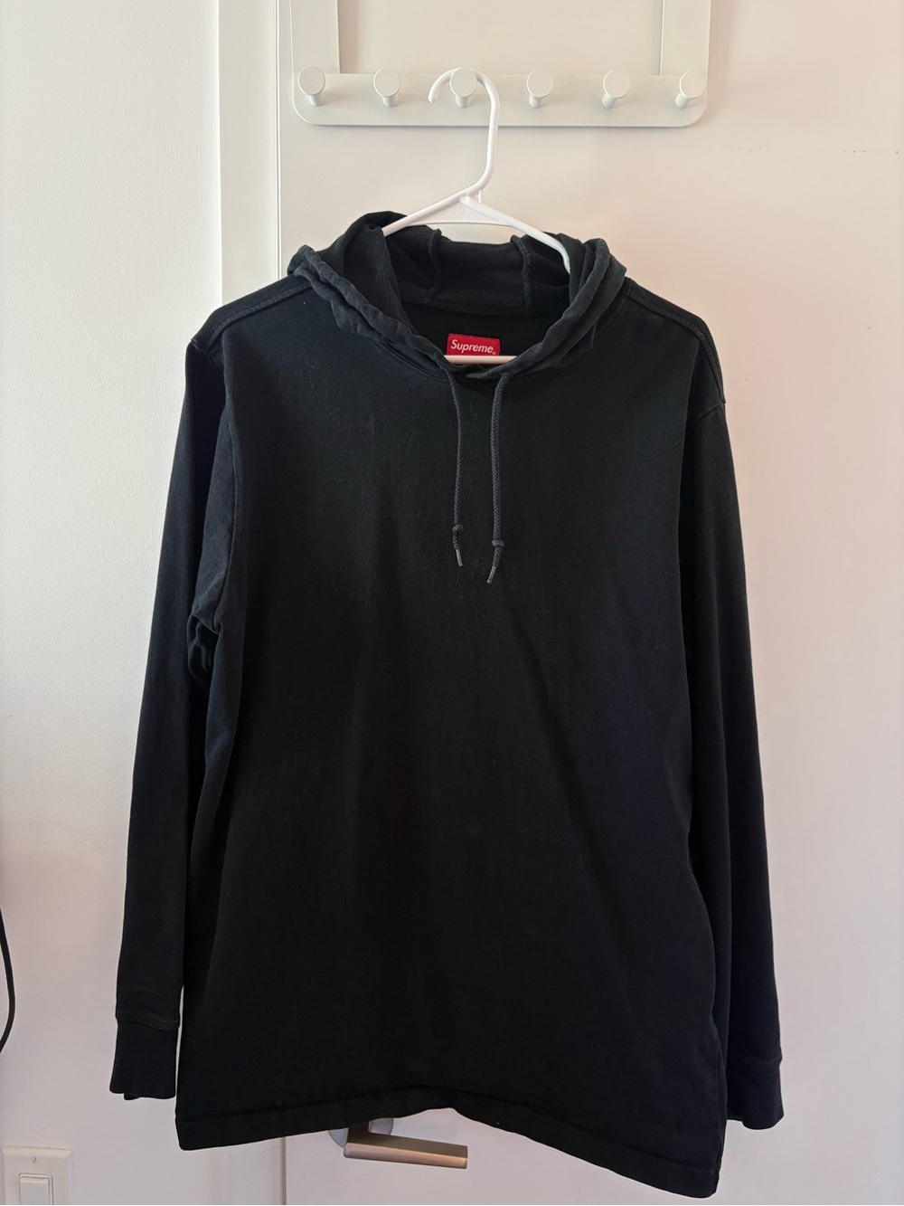Supreme Black Pullover Hoodie Size Large